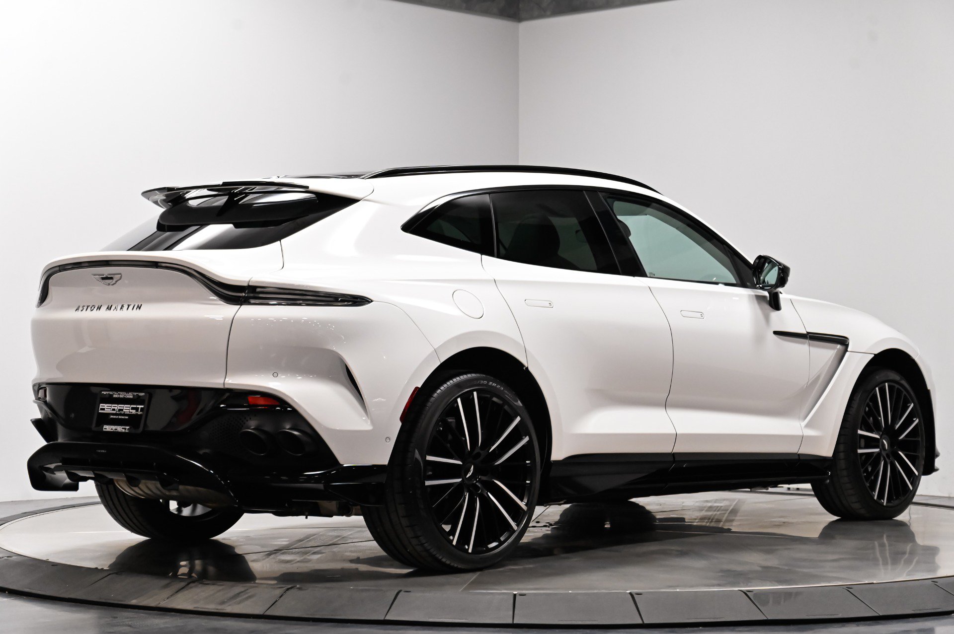 Used 2023 Aston Martin DBX 707 AWD/4WD image 41