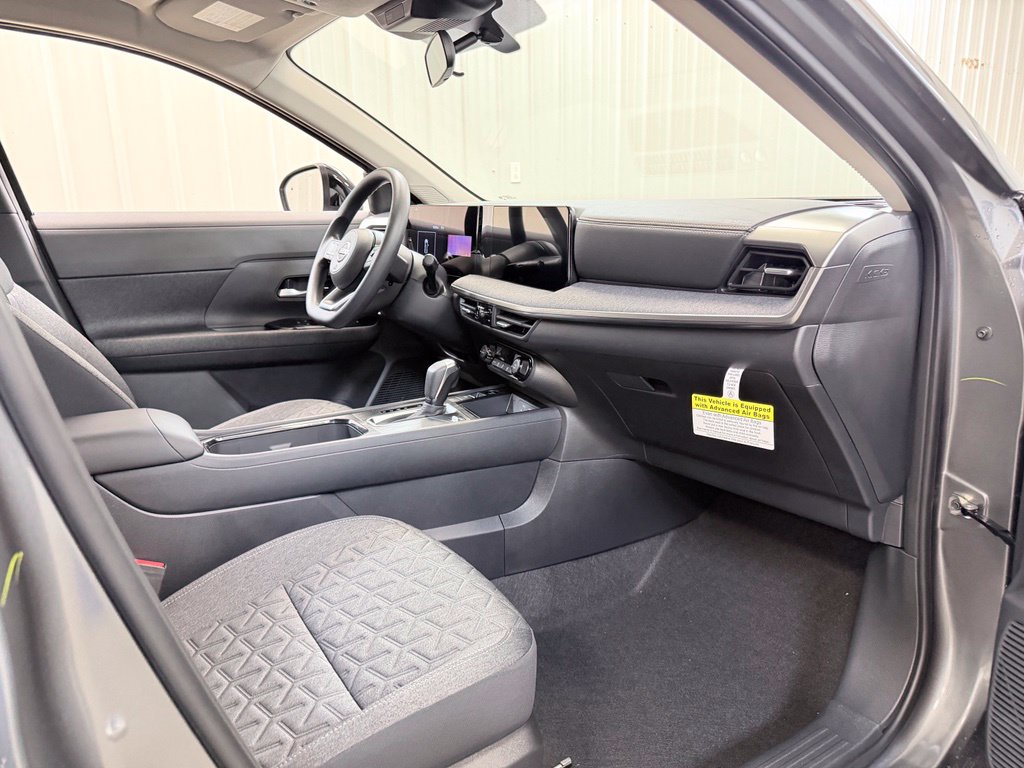 New 2027 Nissan Kicks SV AWD/4WD image 32