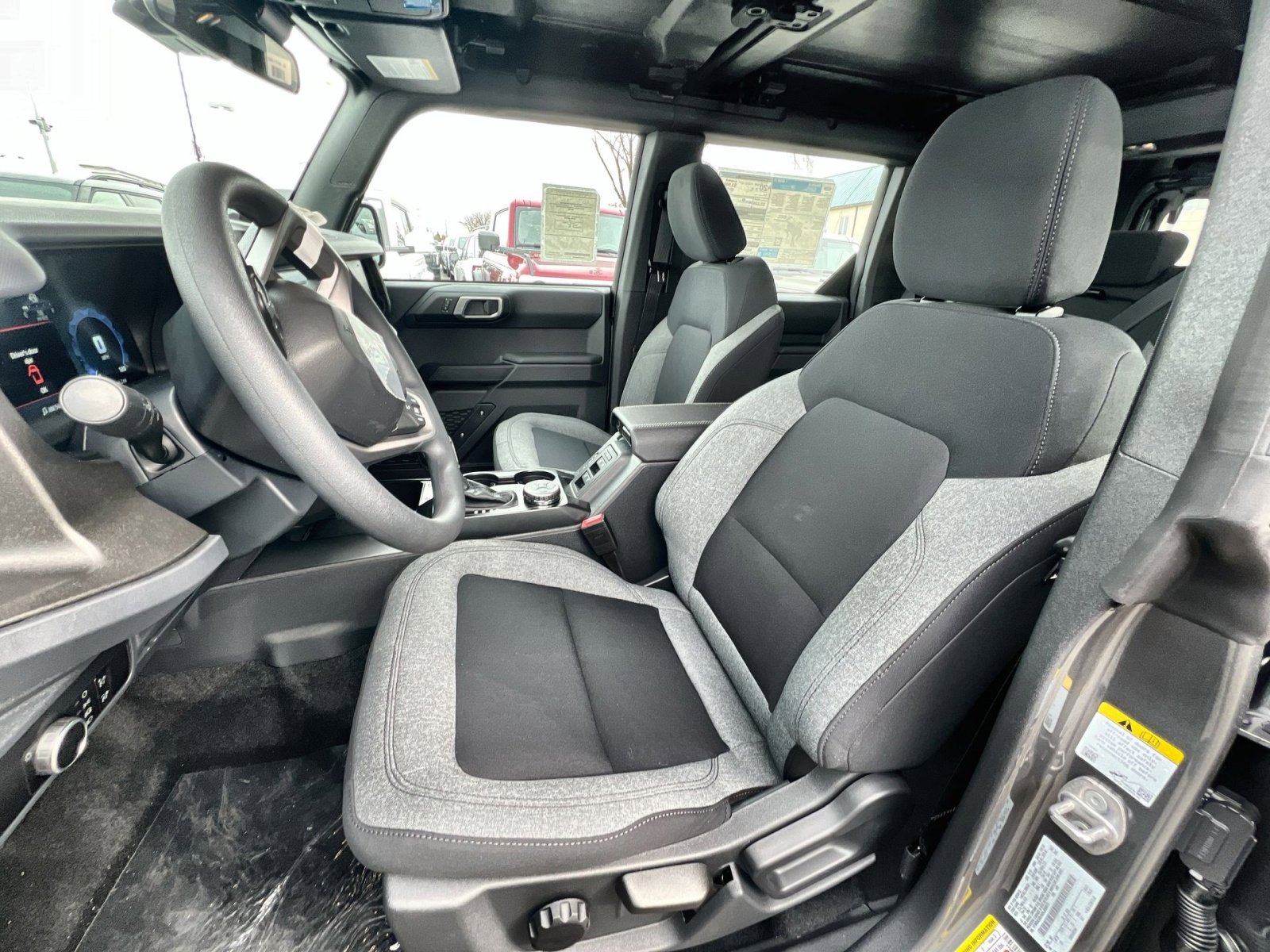 New 2025 Ford Bronco 4-Door image 13