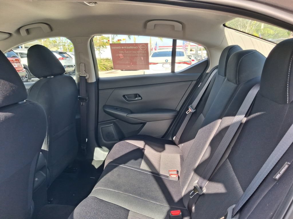 Used 2025 Nissan Sentra SV FWD image 16