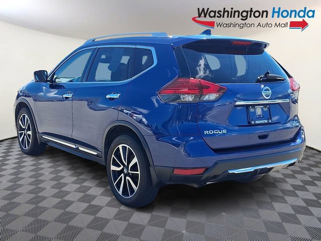 Used 2017 Nissan Rogue SL w/ SL Premium Package AWD/4WD image 4