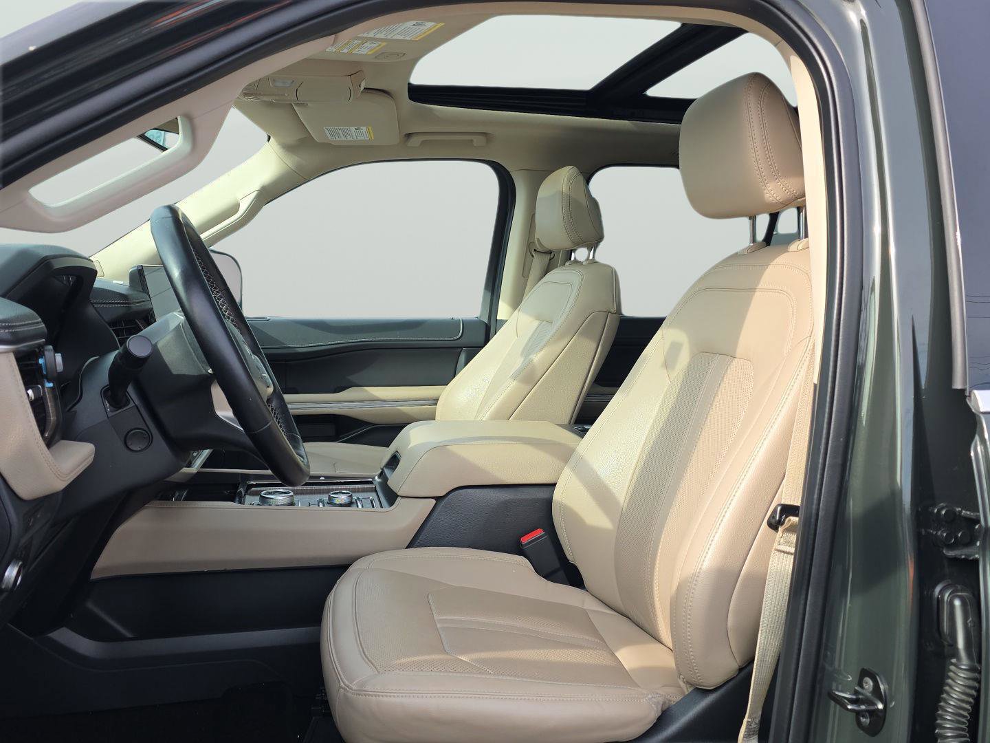 Used 2022 Ford Expedition Limited image 86