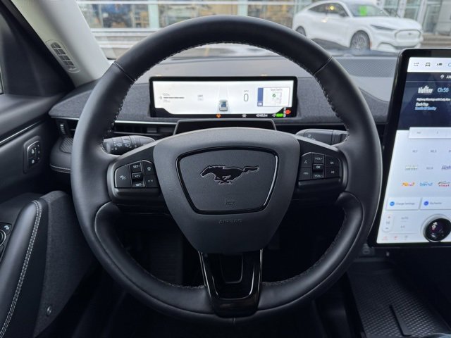 Certified 2025 Ford Mustang Mach-E Premium image 28