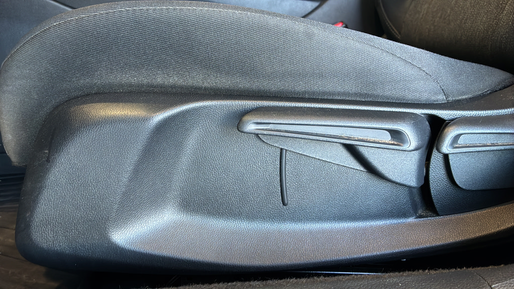 Used 2025 Honda Accord LX image 14