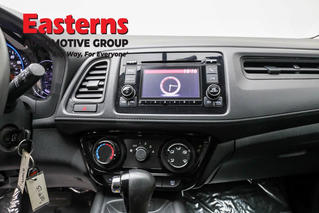 Used 2018 Honda HR-V LX image 12