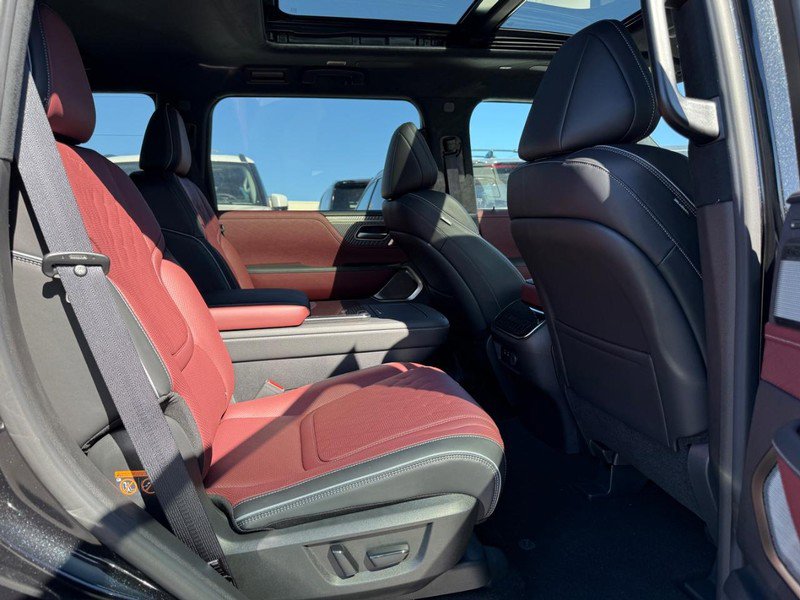 New 2025 INFINITI QX80 Autograph w/ Premium Cargo Package image 6