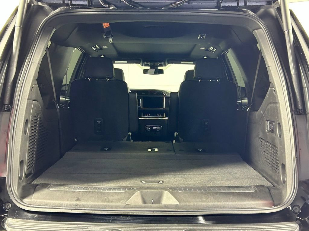 Used 2022 GMC Yukon XL Denali AWD/4WD image 15