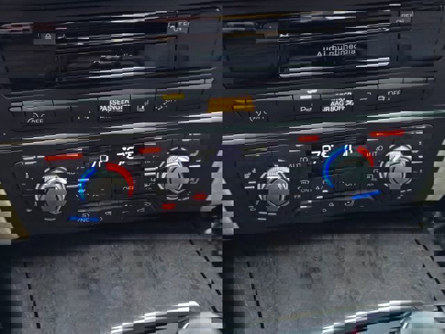 Used 2018 Audi A6 3.0T Prestige w/ Prestige Package image 29