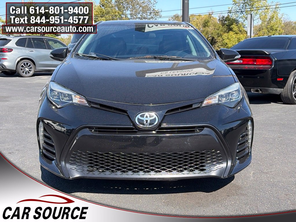 Used 2017 Toyota Corolla SE FWD image 2
