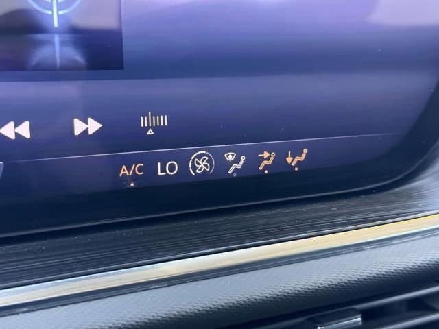Used 2024 Buick Envision Preferred AWD/4WD image 25