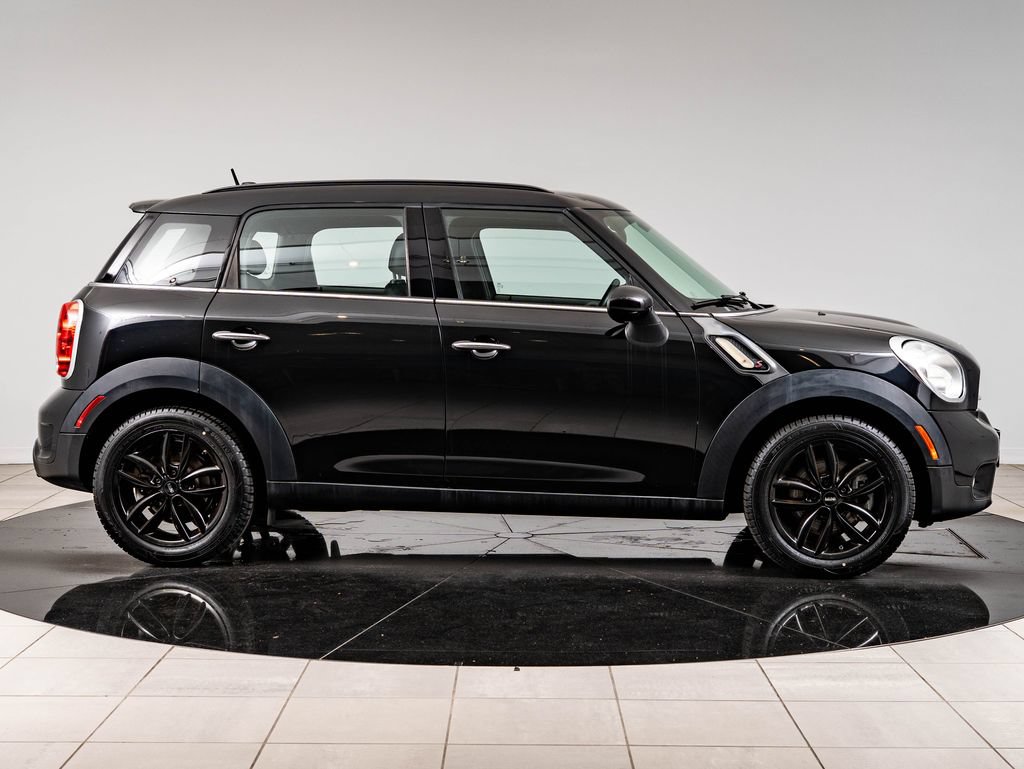 Used 2016 MINI Cooper Countryman S FWD image 11
