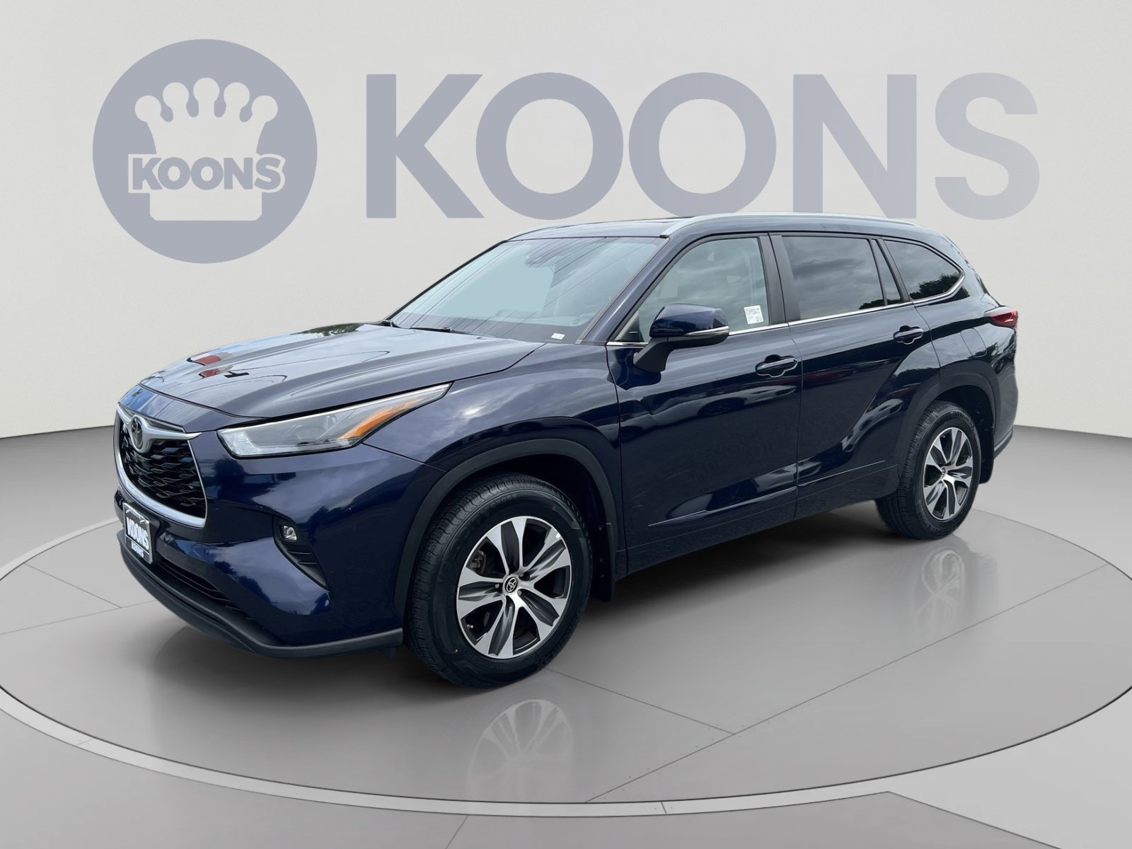 Used 2023 Toyota Highlander XLE