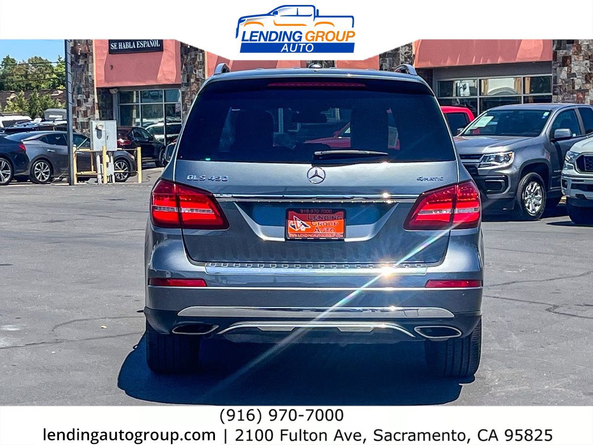 Used 2017 Mercedes-Benz GLS 450 4MATIC image 3
