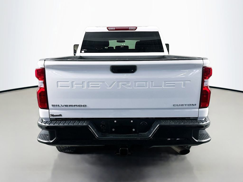 Used 2023 Chevrolet Silverado 2500 Custom AWD/4WD image 6