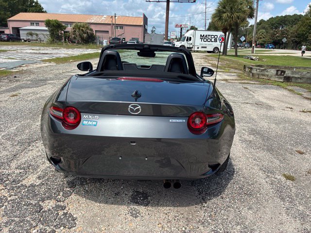 Used 2024 MAZDA MX-5 Miata Grand Touring w/ Weather Package RWD image 4