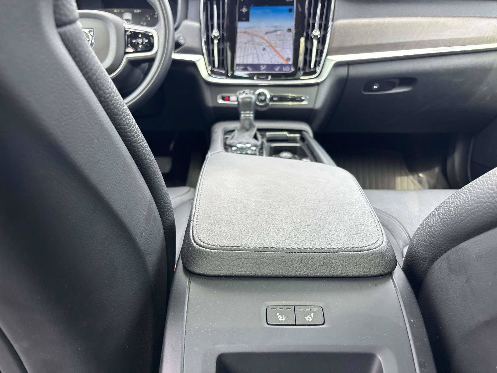 Used 2020 Volvo V90 T6 Cross Country w/ Protection Package Premier AWD/4WD image 11