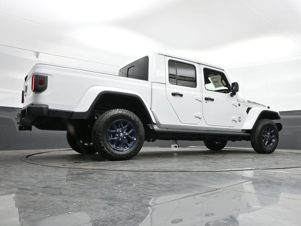 New 2026 Jeep Gladiator Sport AWD/4WD image 43