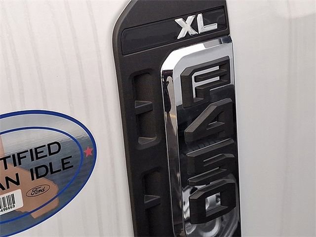 New 2024 Ford F450 XL w/ XL Chrome Package image 5