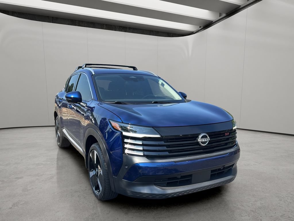 Used 2025 Nissan Kicks SR FWD image 7