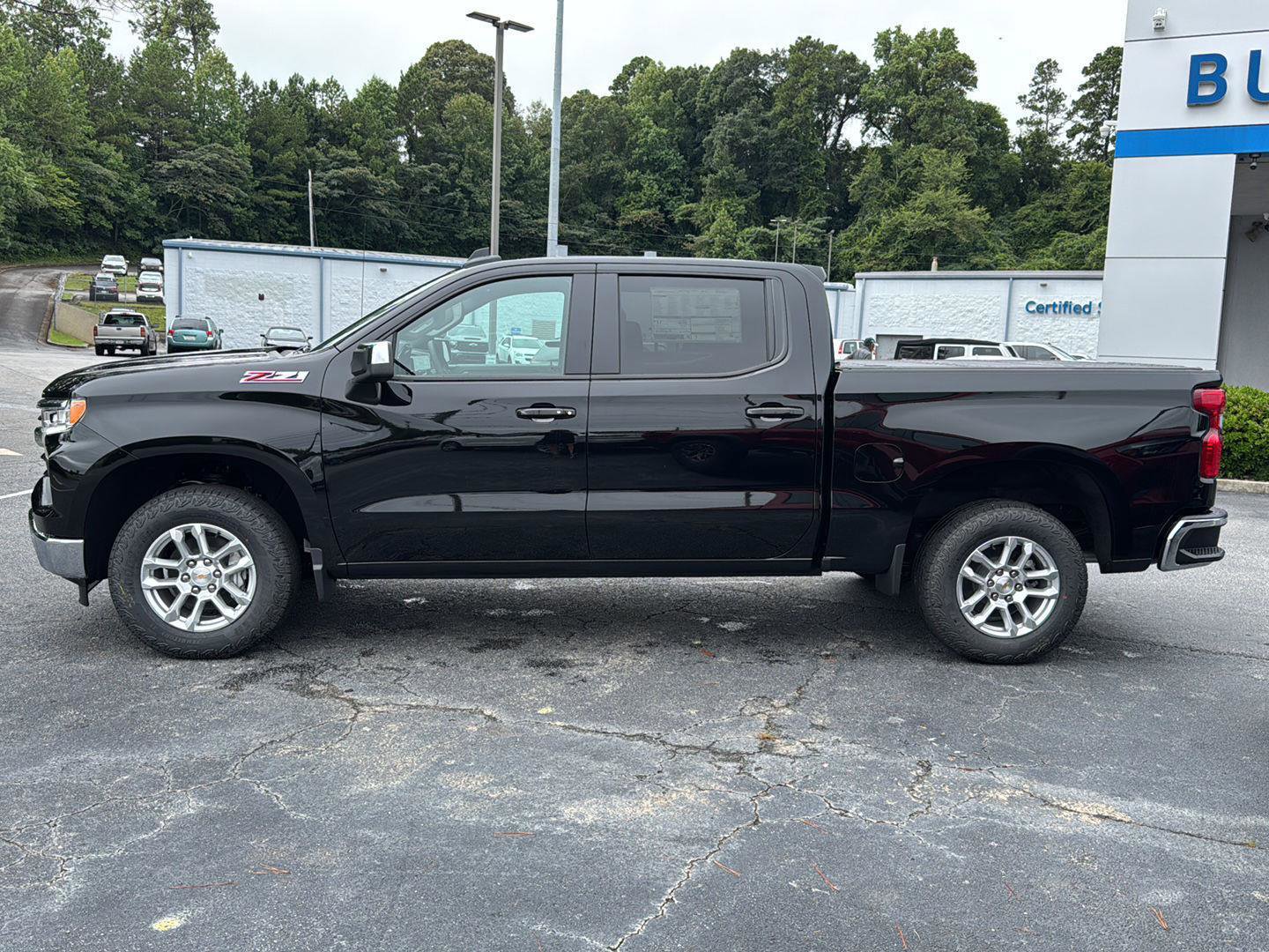 New 2026 Chevrolet Silverado 1500 LT image 3