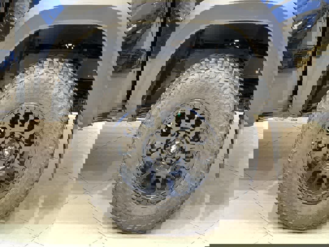 Used 2018 Toyota Tacoma TRD Off-Road image 13