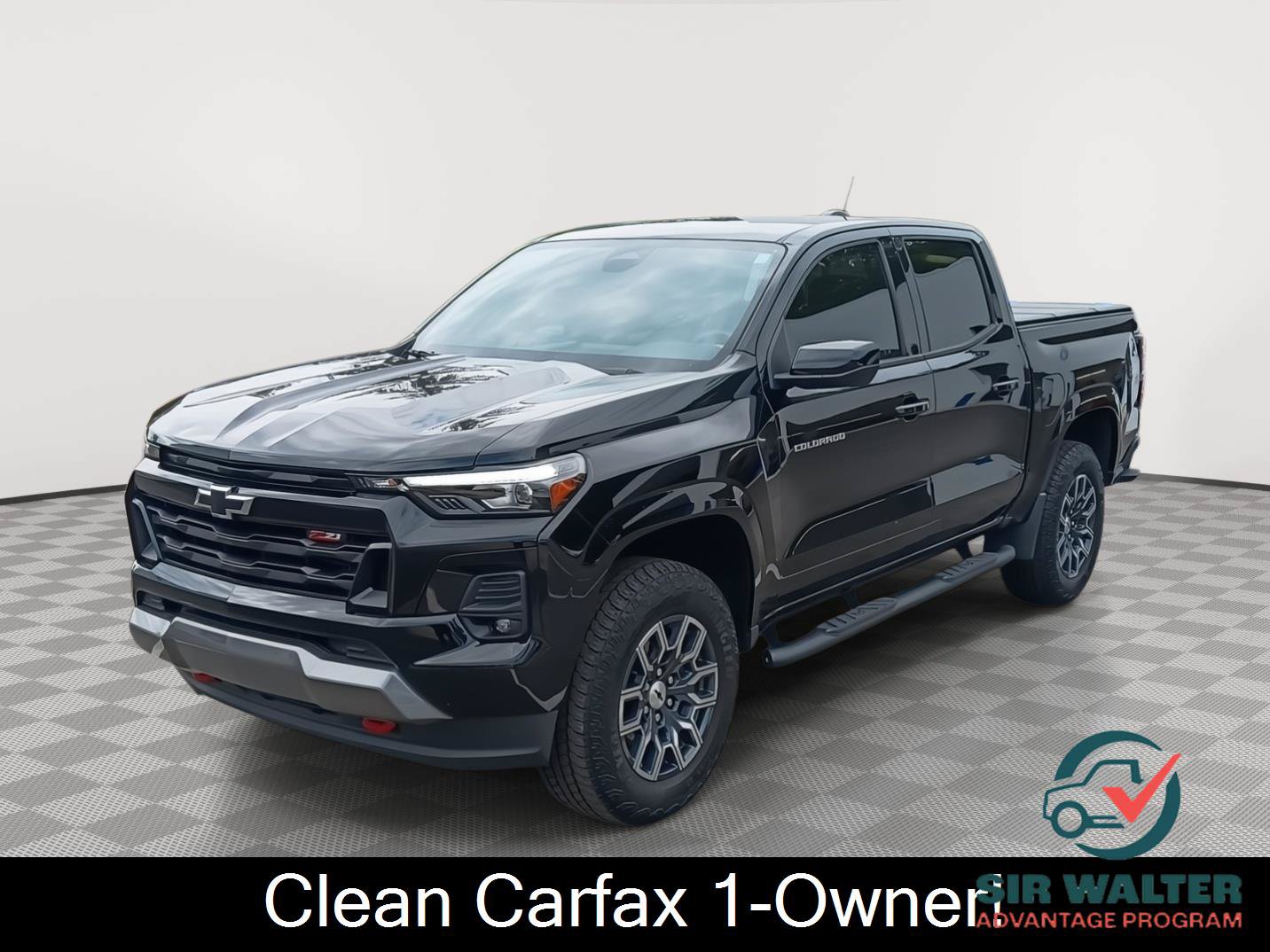 Used 2024 Chevrolet Colorado Z71 w/ Z71 Convenience Package 2 AWD/4WD image 1