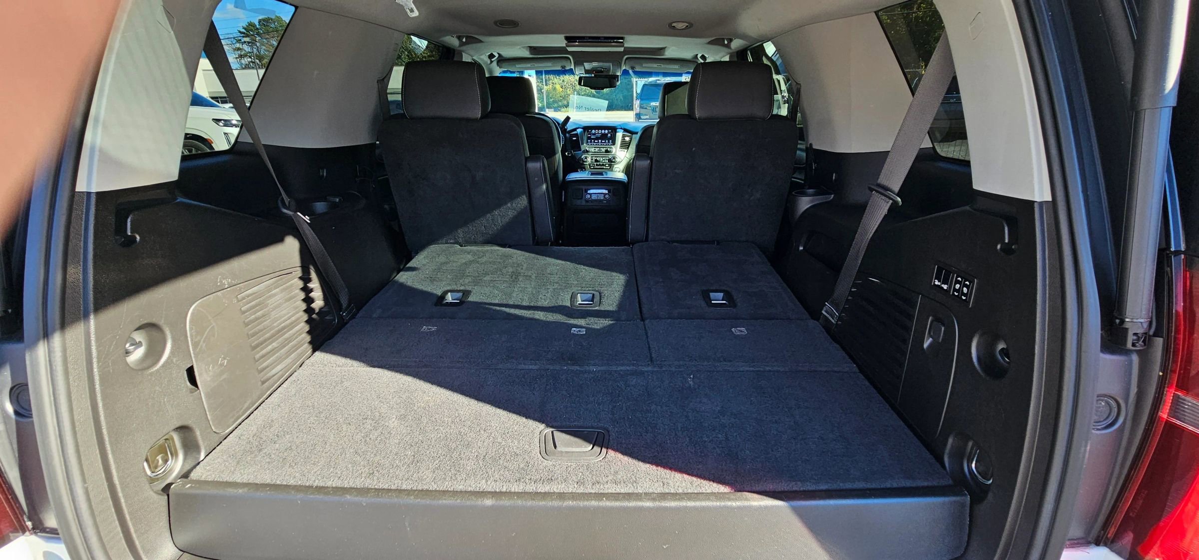 Used 2018 Chevrolet Tahoe Premier image 14