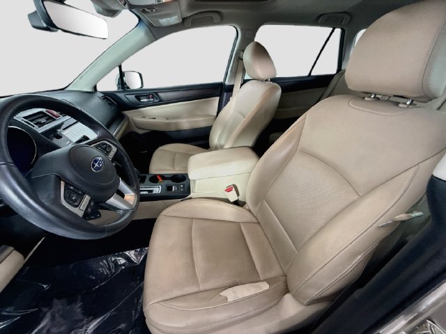 Used 2017 Subaru Outback 2.5i Limited AWD/4WD image 21
