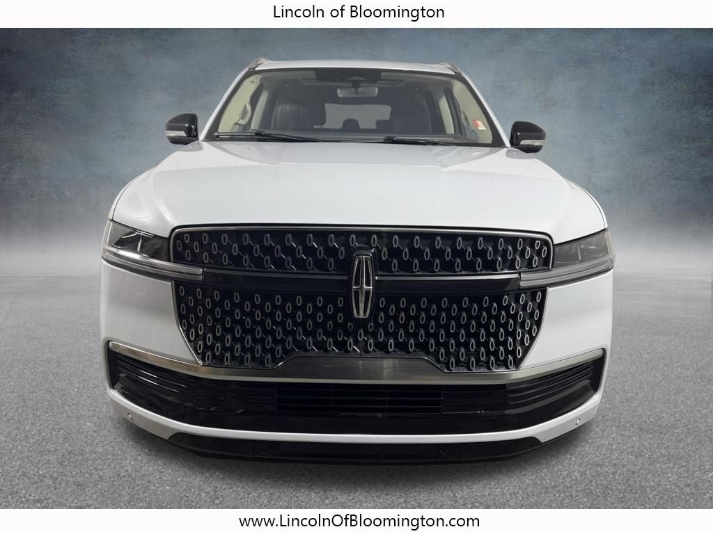 Certified 2025 Lincoln Navigator L Reserve AWD/4WD image 11