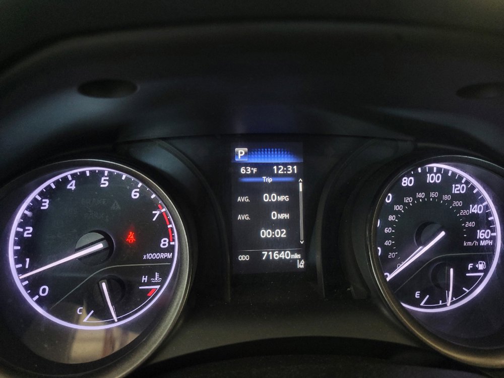 Used 2022 Toyota Camry SE FWD image 23