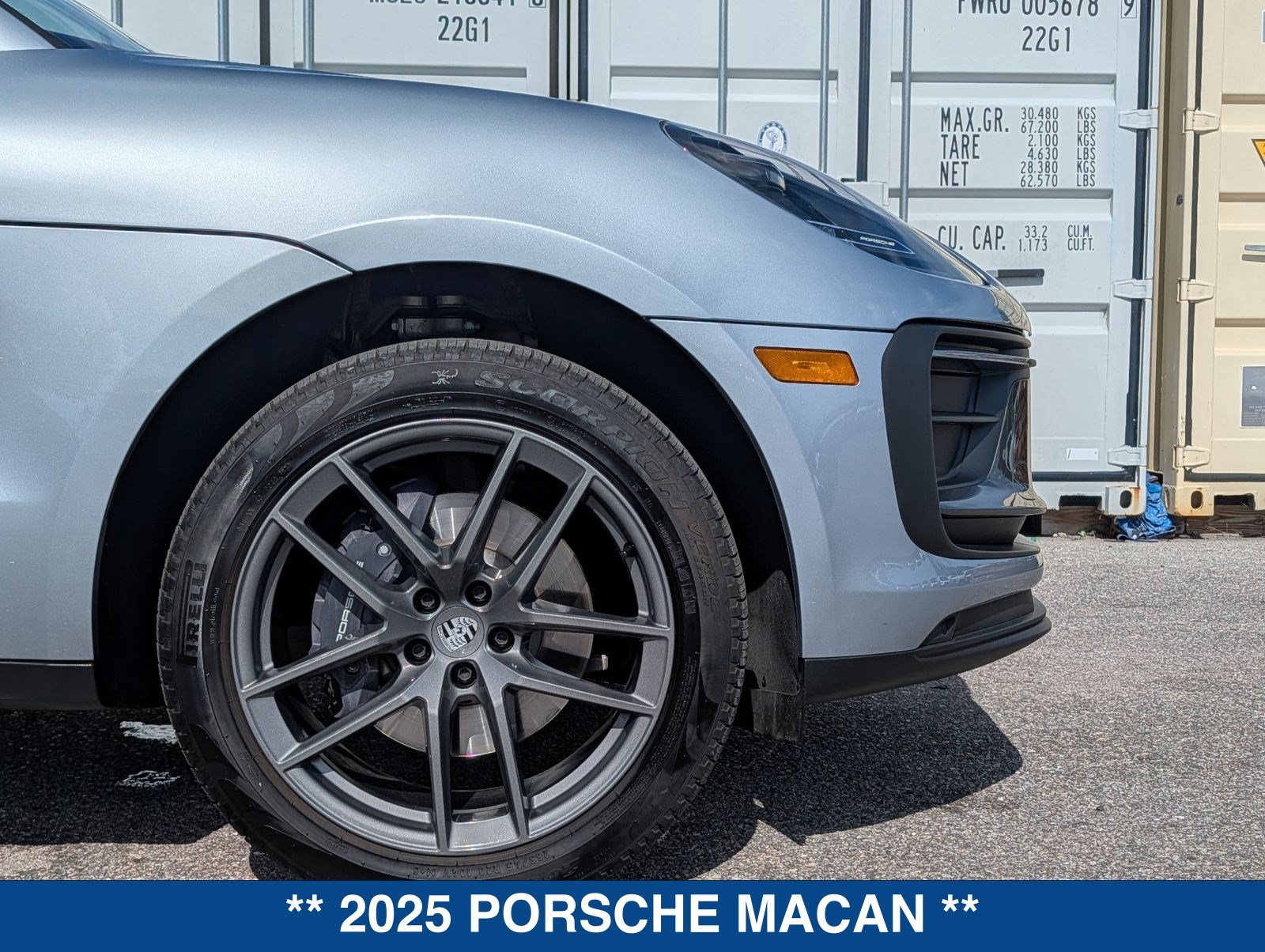 Used 2025 Porsche Macan Turbo AWD/4WD image 12