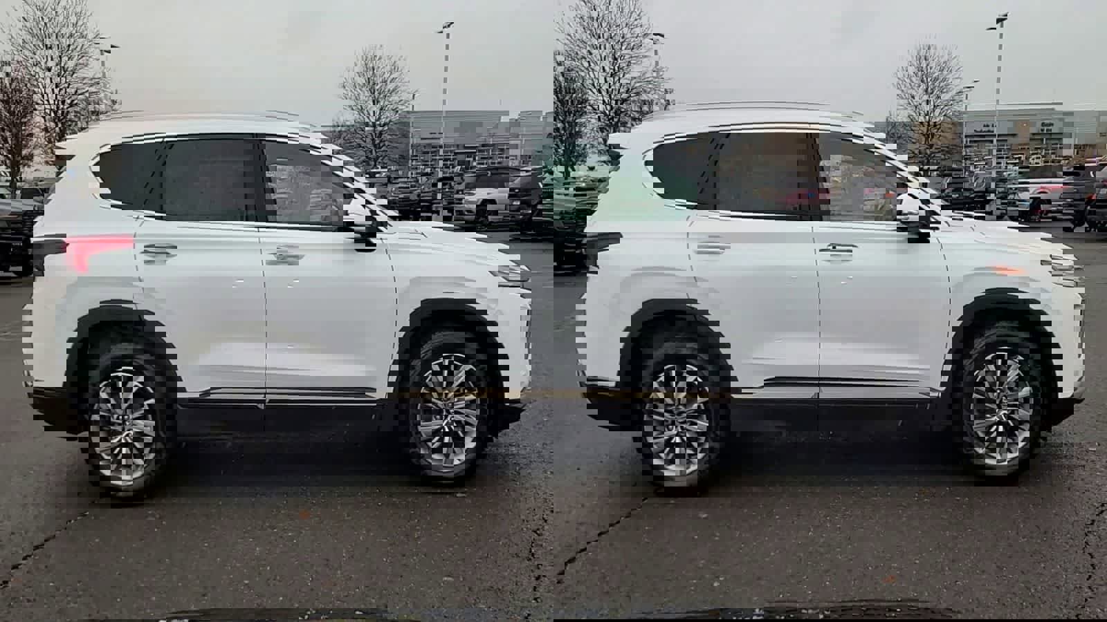 Used 2020 Hyundai Santa Fe Limited image 9