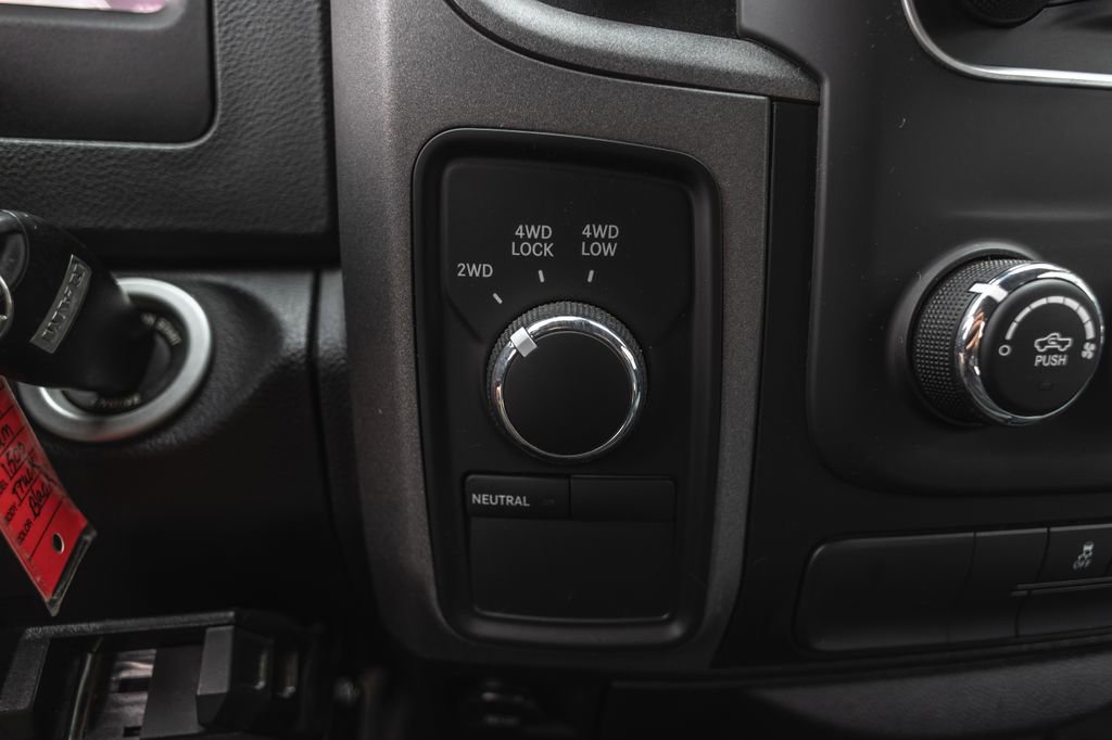 Used 2014 RAM 1500 Express w/ Black Ram 1500 Express Group AWD/4WD image 18