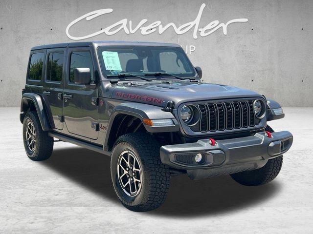 Used 2025 Jeep Wrangler Unlimited Rubicon AWD/4WD image 2