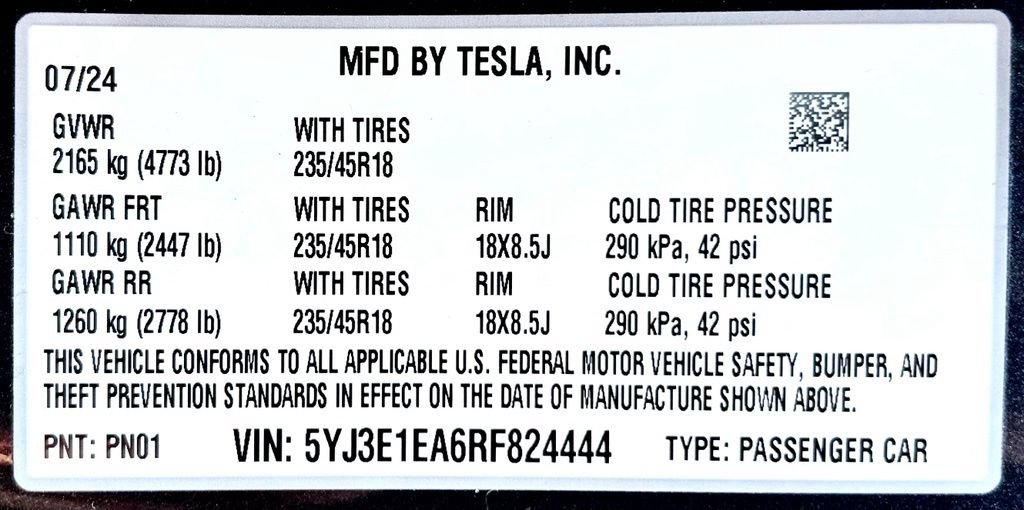 Used 2024 Tesla Model 3 Standard Range RWD image 24