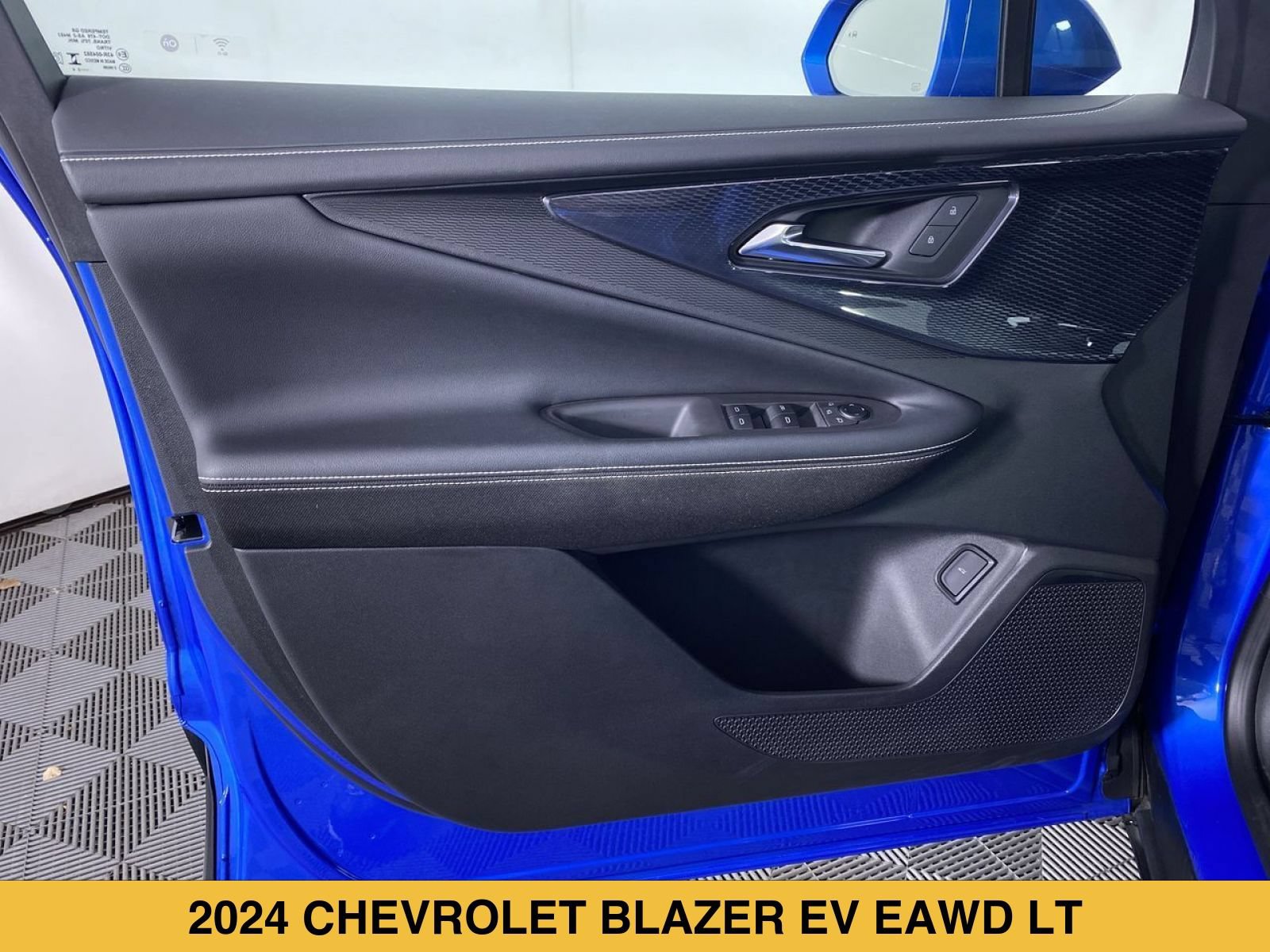 Certified 2024 Chevrolet Blazer EV LT AWD/4WD image 11