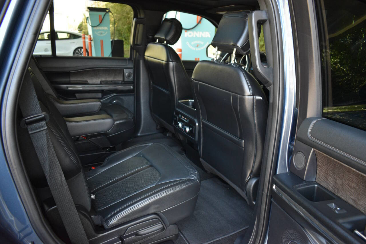 Used 2020 Ford Expedition Limited w/ Equipment Group 302A image 17