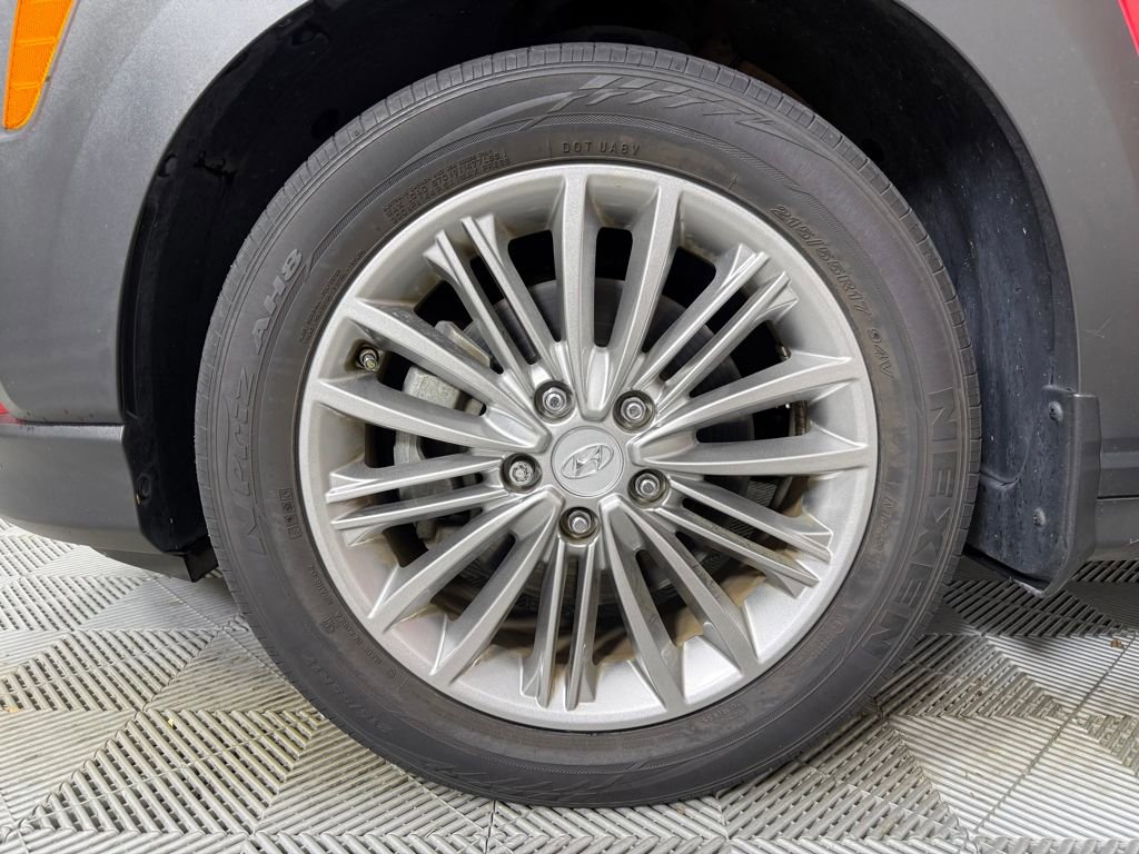 Used 2018 Hyundai Kona SEL image 20