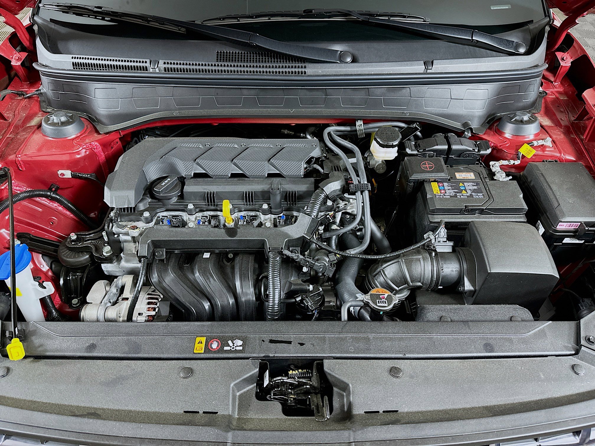 Certified 2025 Hyundai Venue SEL FWD image 28