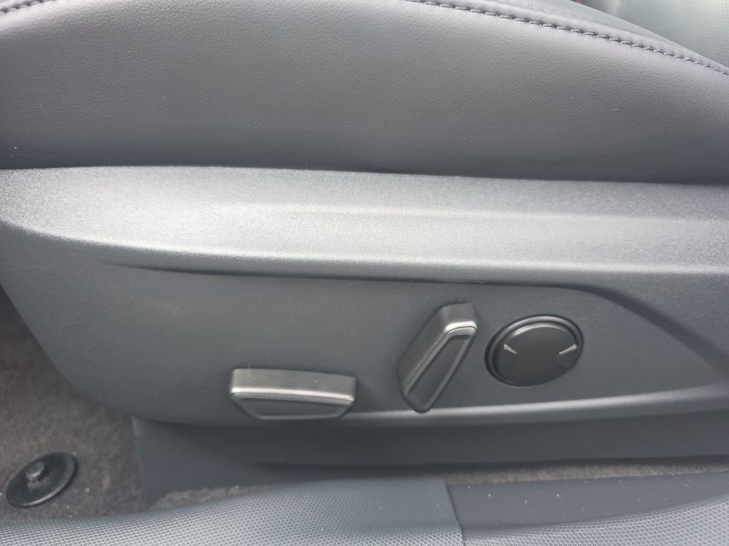 Certified 2025 Ford Mustang Mach-E Premium w/ Sport Appearance Package AWD/4WD image 20