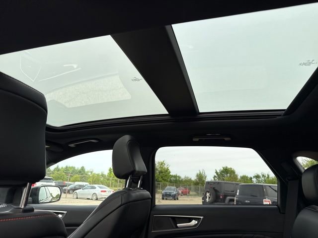 Used 2024 Ford Edge ST-Line AWD/4WD image 9