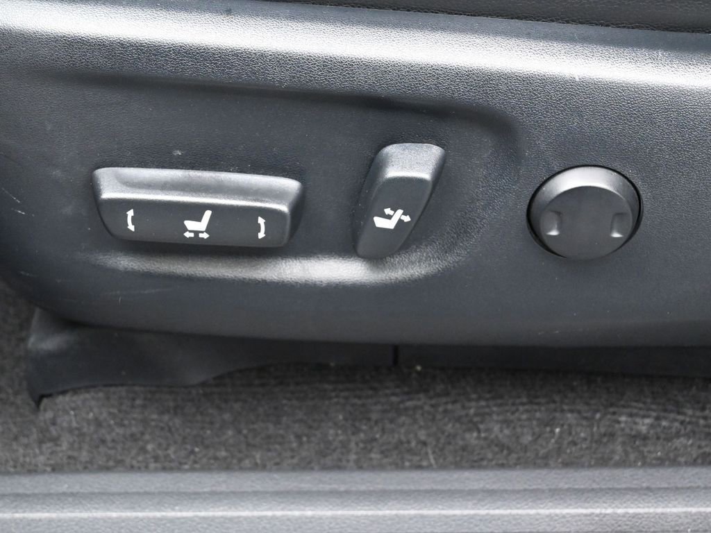 Used 2020 Toyota 4Runner Nightshade image 10