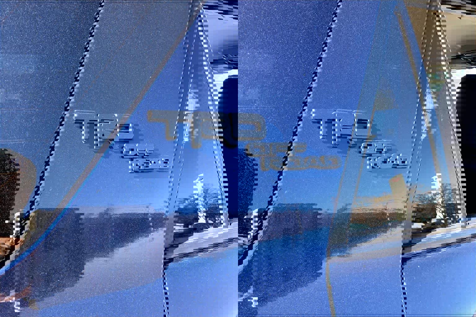 Used 2022 Toyota 4Runner TRD Off-Road Premium image 9