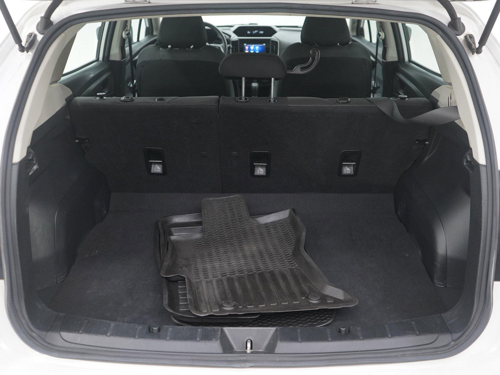 Used 2018 Subaru Impreza 2.0i image 19