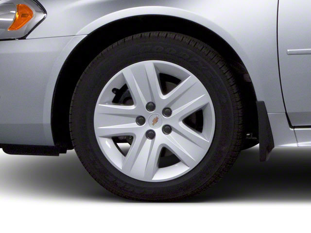 Used 2010 Chevrolet Impala LT w/ Luxury Edition Package FWD image 14
