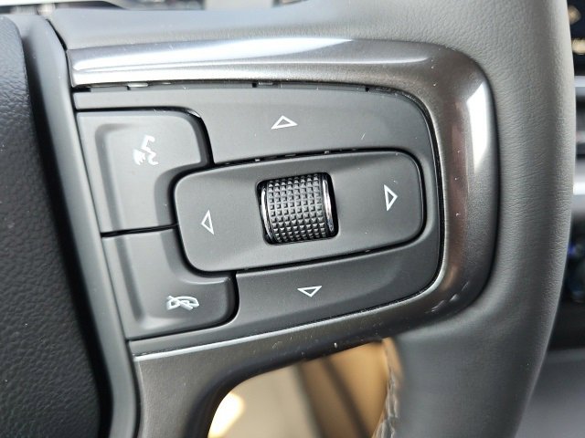 Used 2023 Chevrolet Silverado 1500 High Country image 18