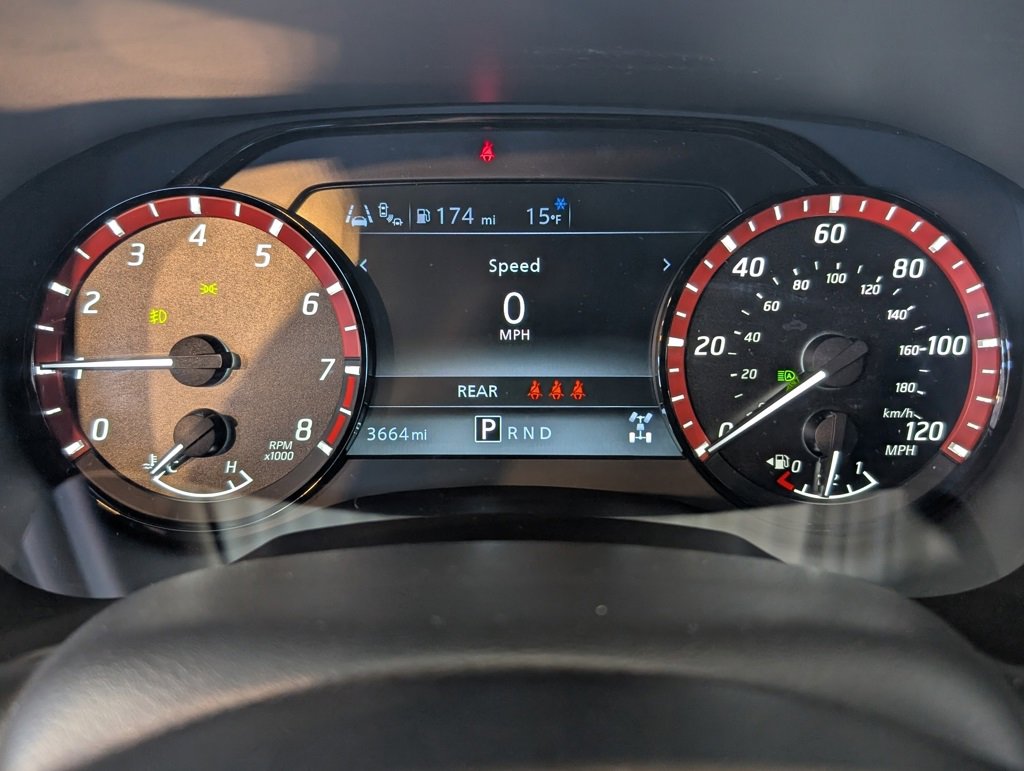 Used 2025 Nissan Frontier PRO-4X w/ Pro Convenience Package image 16