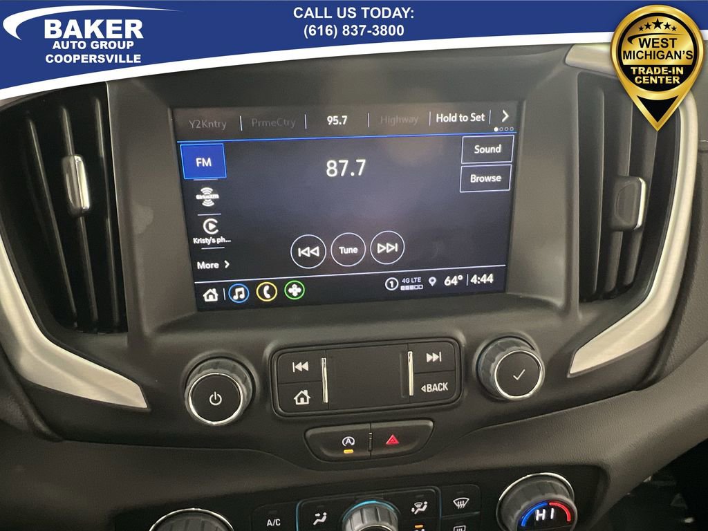 Used 2024 GMC Terrain SLT w/ Elevation Edition image 14