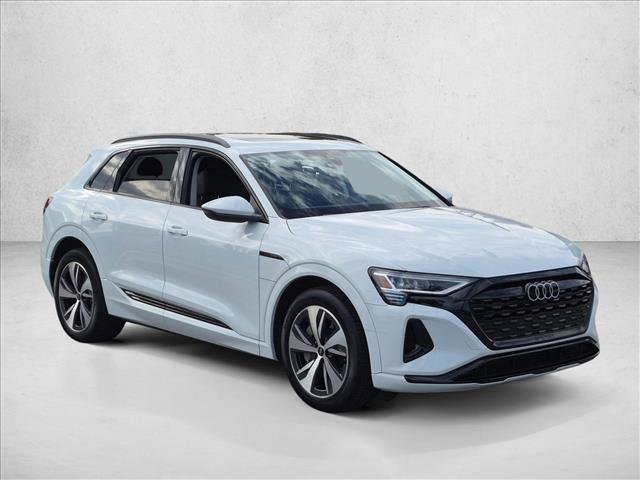 Certified 2024 Audi Q8 e-tron Premium Plus AWD/4WD image 3