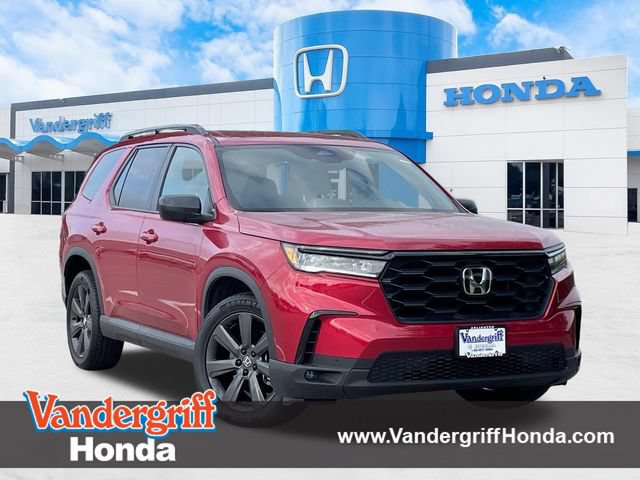 Used 2025 Honda Pilot Sport image 1